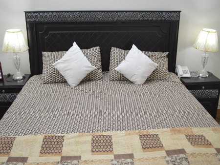 Delux Double Bed